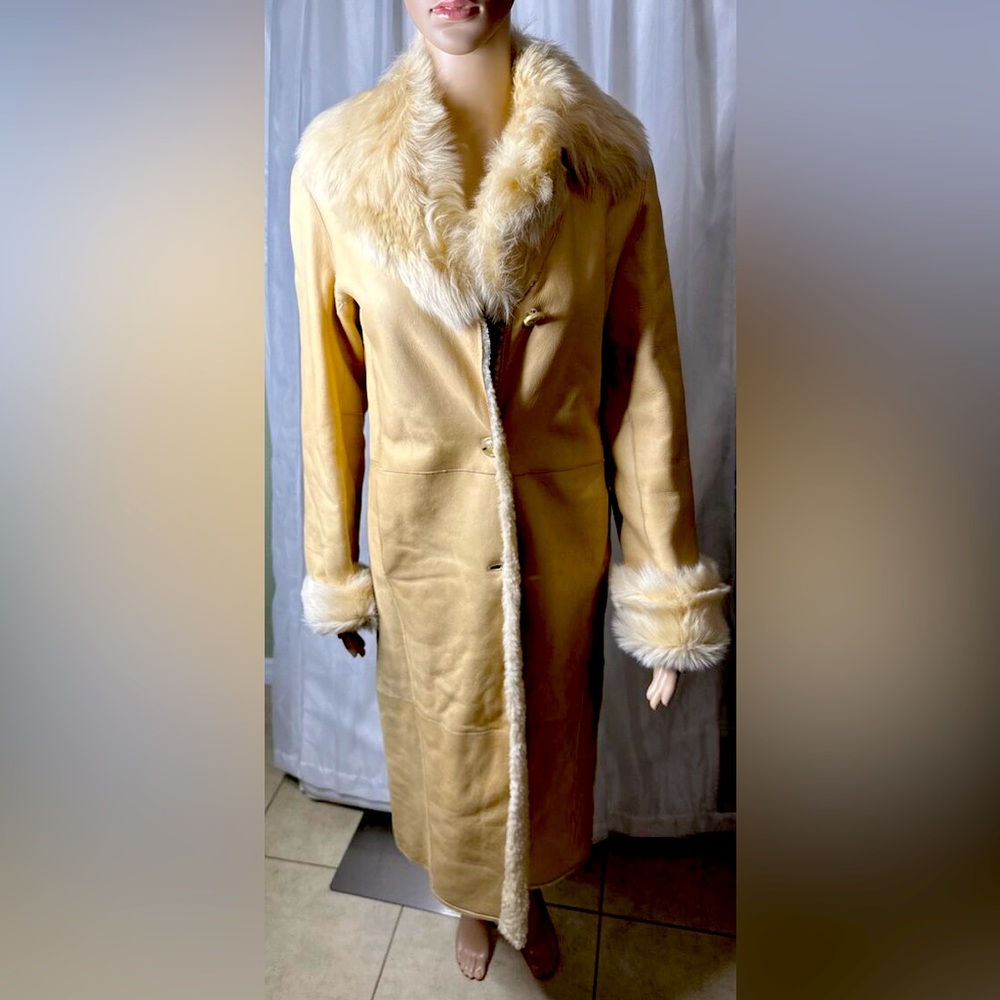 Cole Haan Shearling Lambskin Fur coat -